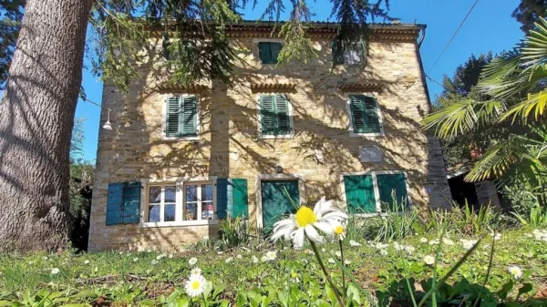 Kosmačeva hiša v Portorožu je od leta 1981 razglašena za kulturni 
spomenik. 