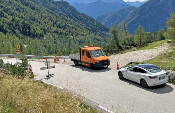 Dela na prelazu Vršič



