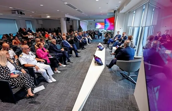 Z uradne predstavitve tržaških prirediteljev Barcolane št. 57