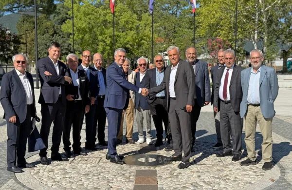 Inženirji, arhitekti in drugi strokovnjaki so na Mednarodni konferenci z naslovom Mostovi na Soči: Razmislek o današnjem 
oblikovanju mostov govorili o resničnih in simbolnih mostovih. 