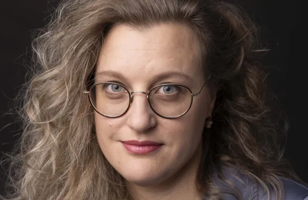 Tereza Gregorič: “Smeh je oblika javnega upora”