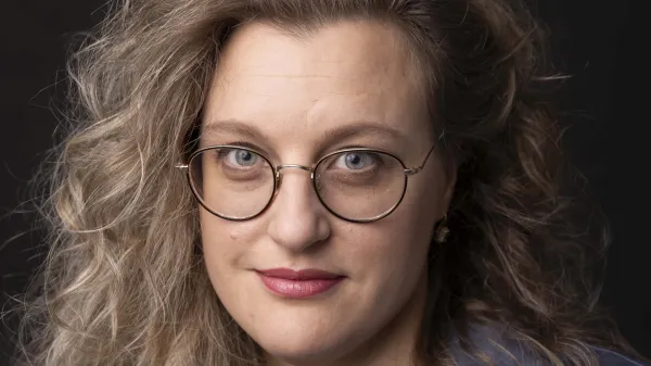 Tereza Gregorič: “Smeh je oblika javnega upora”