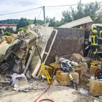 Zaradi hude prometne nesreče zaprta cesta Bertoki - Sveti Anton. Nesreči so botrovale zavore. (FOTO)