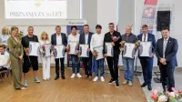 Kar 20 članov Območne obrtno-podjetniške zbornice Nova Gorica 
letos zaokrožuje 30 let delovanja.





