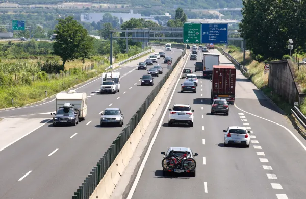 ﻿Bertoki, 10.07.2023Hitra cesta, Bertoki-Škofije, HC5, promet