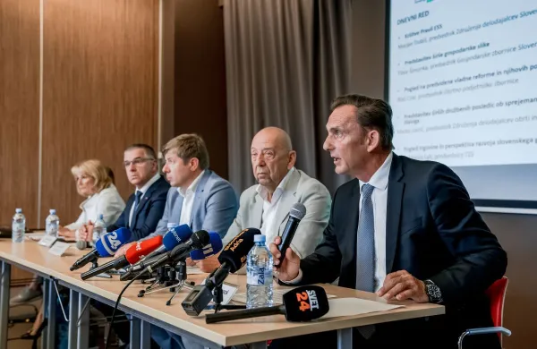 Davčni narobe svet: gospodinjstva subvencionirajo lastnike kapitala