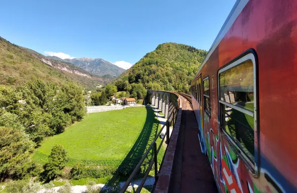 Nujna vzdrževalna dela na odseku Most na Soči - Bohinjska Bistrica