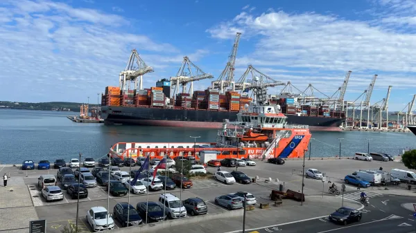 Na ogledu ladje Ocean Sentinel, enega od treh plovil Evropske agencije za razvoj ribištva