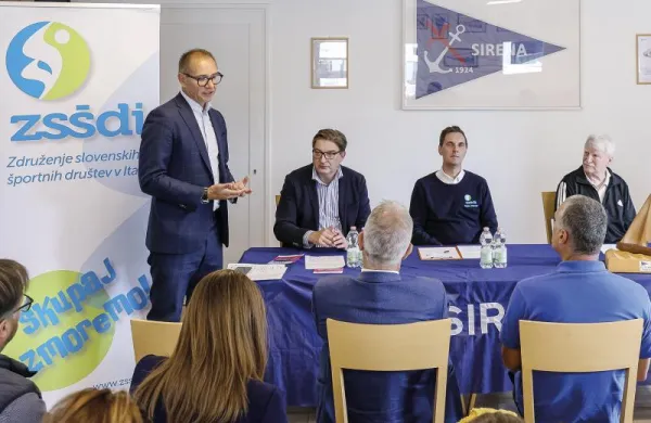 Slovenska plat največje jadralne regate