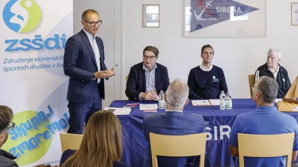 Slovenska plat največje jadralne regate