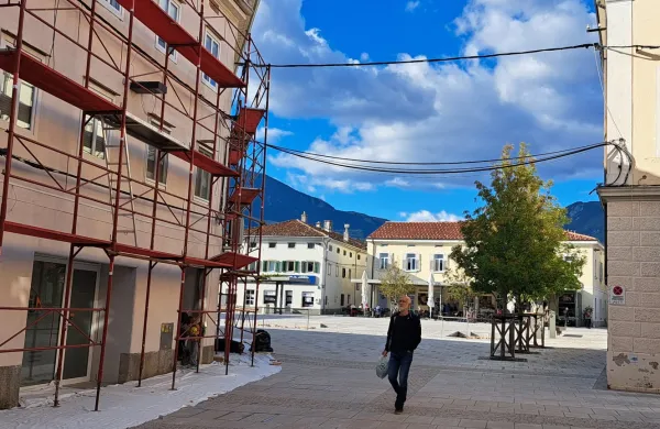 Spodbuda lastnikom, da prenovijo dotrajane fasade