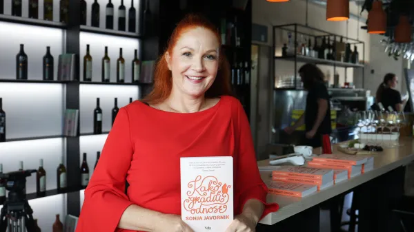 Sonja Javornik predstavlja knjigo Kako graditi odnose?