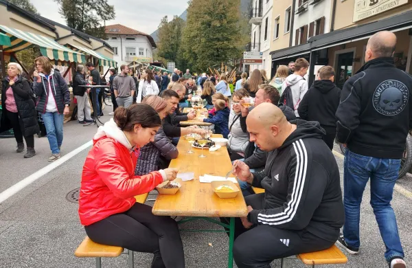 Jestival kobarid hrana