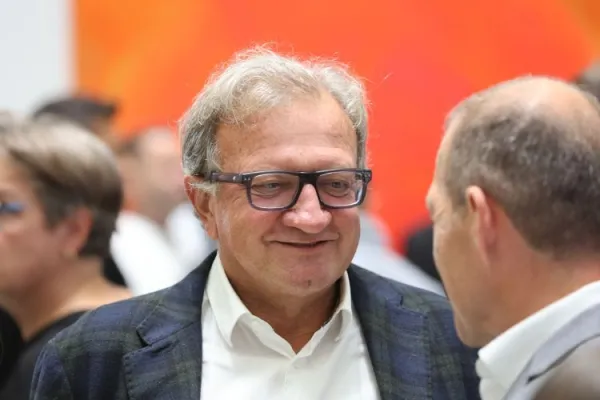 Nekdanji minister Danijel Bešič Loredan je zase poskrbel bolj kot za paciente