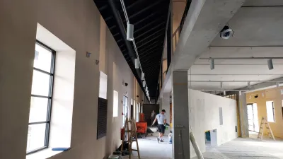 EPK se je prevesila v zadnjo četrtino, razstavni prostor za razstavo Mesto na meji pa je še gradbišče