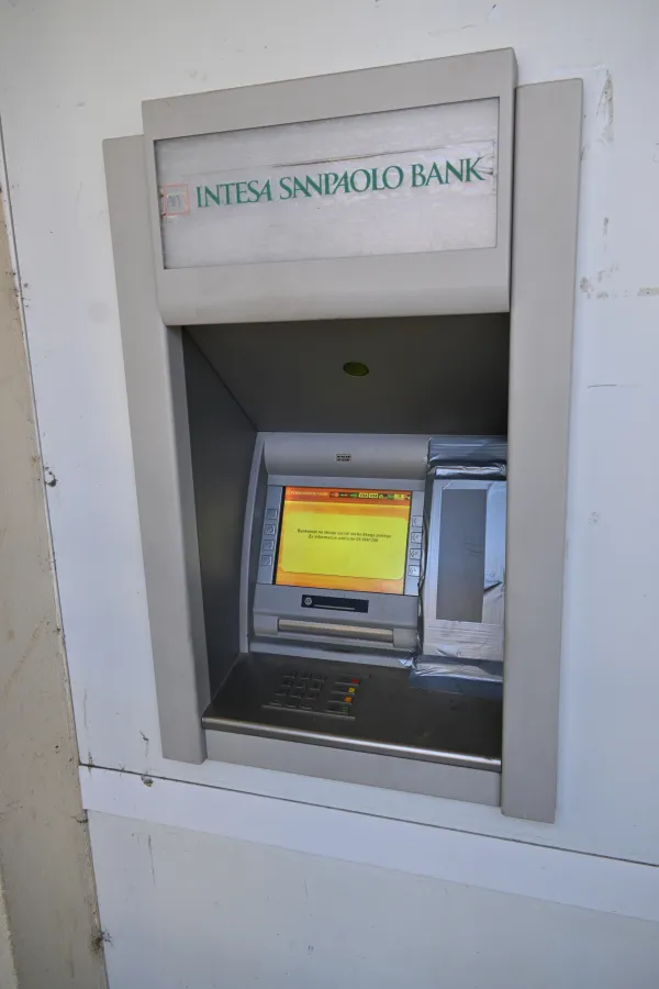 Bankomat smrdel po varjenju