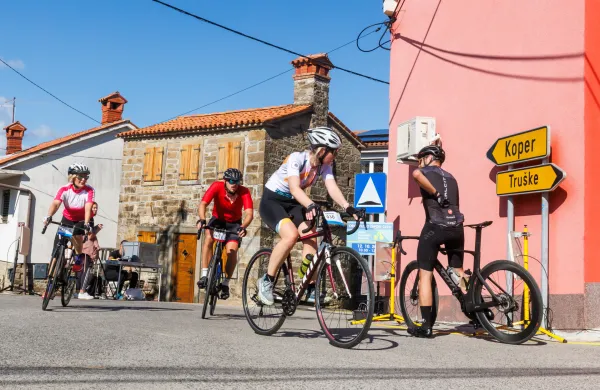 Koper, 12.10.2025Kolesarstvo, Istrski kolesarski maraton 2025Borst, gorski cilj, Kralj in kraljica vzpona na BorstFoto:Tomaz Primozic/FPA