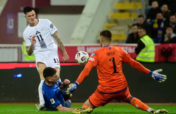 Pot do vrat je preveč zapletena