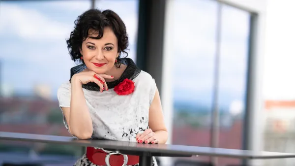 Zrelost je zanjo svoboda in ne breme