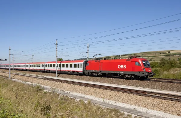 ﻿avtrijske železnice, vlak Dunaj-Trst