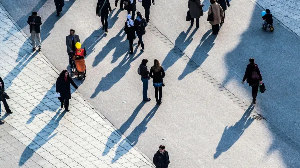 FRANKFURT - GERMANY, MARCH 03: people walk along the Zeil in Midday on March 03,2011 in Frankfurt, Germany. Since the 19th century it is of the most famous and busiest shopping streets in Germany,Image: 997453468, License: Royalty-free, Restrictions:, Model Release: no, Credit line: Joerg Hackemann/Alamy/Profimedia