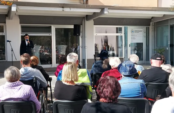 Na mednarodni dan bele palice odprli Center za pomoč osebam z okvaro vida