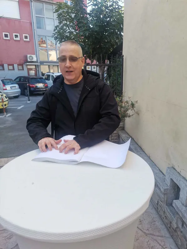 Koper, slepi in slabovidni, Bojan Oberžan, prvak v branju brajice