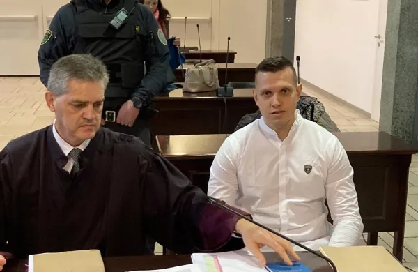Branko Gvozdić (levo), desno Klemen Kadivec, sodišče v ljubljani, gospodarsko razstavišče