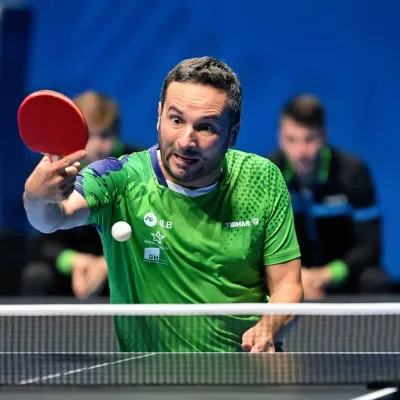 Bojan Tokic, Slowenien, am zweiten Tag der Team-Europameisterschaften im Tischtennis in Zadar, Kroatien Bojan Tokic, Slowenien, am 13. Oktober 2025 in der Vorrunde der Team-Europameisterschaften im Tischtennis in der Kresimir-Kosic-Halle in Zadar Kroatien im zweiten Gruppenspiel gegen Dänemark Zadar Kresimir-Kosic-Halle Kroatien *** Bojan Tokic, Slovenia, on the second day of the European Team Table Tennis Championships in Zadar, Croatia Bojan Tokic, Slovenia, on October 13, 2025 in the preliminary round of the European Team Table Tennis Championships in the Kresimir Kosic Hall in Zadar Croatia in the second group match against Denmark Zadar Kresimir Kosic Hall Croatia,Image: 1045201808, License: Rights-managed, Restrictions:, Model Release: no, Credit line: IMAGO/imago sportfotodienst/Profimedia