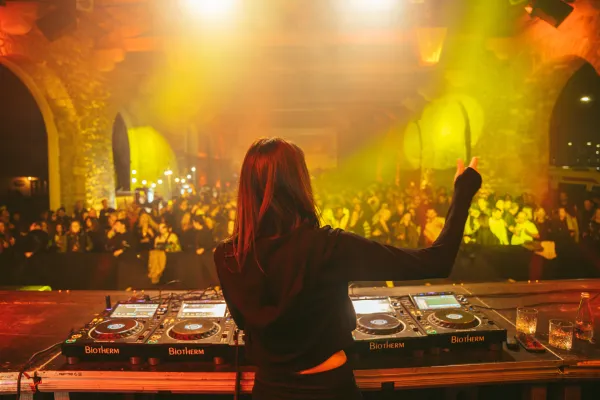 Jesenska noč elektronike 18. 10. 2025