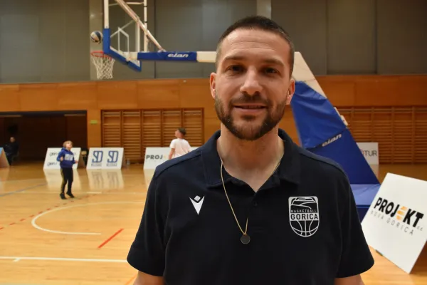 Jan Močnik košarka trener Gorica