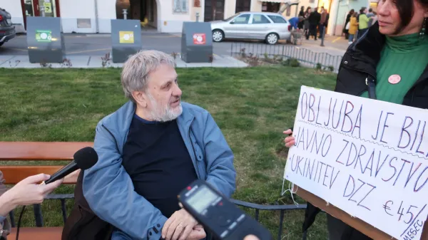 ﻿dr. Slavoj Žižek Ljuba MiljuševićSalsa Verde galerija Izola april 2023Razstava Voranc Vogel Pocestnice