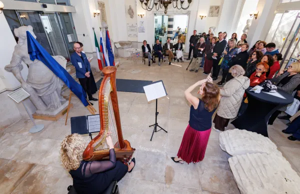 Piran, 24.10.2025Obcina Piran, Evropska filmska akademija, Slavnostno odkritje spominske table film v Piranu