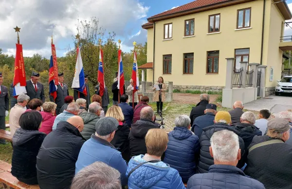Slovesnost ob 80. obletnici prvega spomenika padlim na severnem Primorskem po drugi svetovni vojni