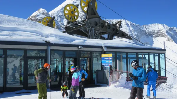 Naš Kanin v negotovosti, italijanski z novo sedežnico