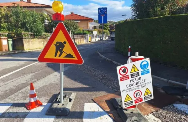 Trije gradbeni posegi v Tomažičevi ulici
