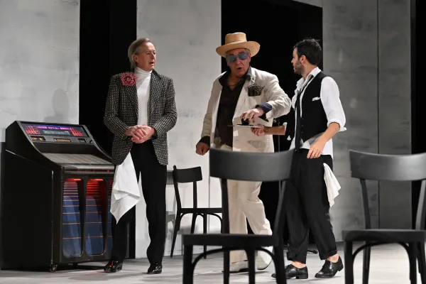 Brez gledališča in dobre kave
bi bilo življenje precej bolj pusto