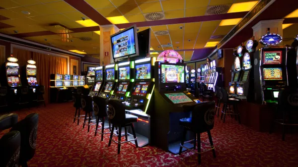 Igralni avtomati in rulete se v Ajdovščini ne vrtijo več