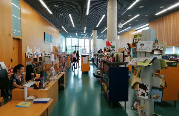 ﻿Goriška knjižnica Franceta Bevka