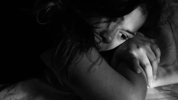 ﻿preneseno z spletne strani unsplash.comni potrebna navedba avtorjazloraba posilstvo nasilje zenska moski