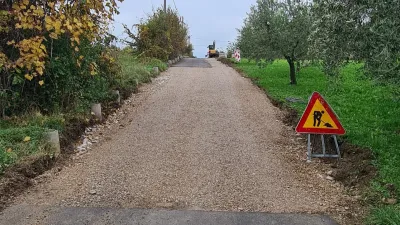 Končno bodo lahko nadaljevali obnovo ceste do Poljan