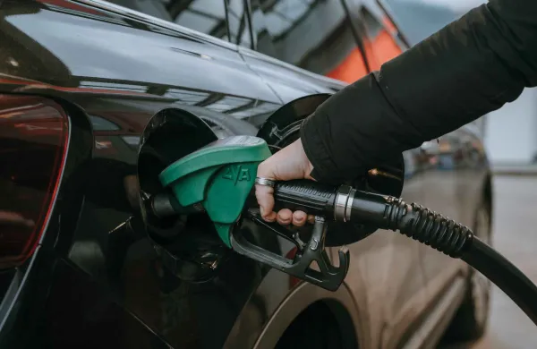 ﻿tankanje, petrol, bencin, črpalka