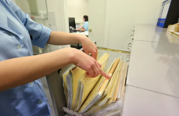 ﻿ambulanta, zdravstveni karton, bolniška