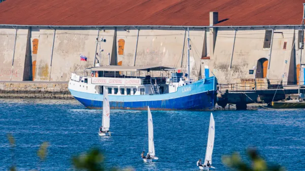 Ker ga nihče noče niti zastonj, bo Laho najbrž šel v razrez