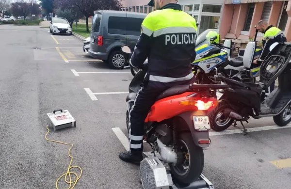 Na petindvajsetko po 15. rojstnem dnevu?