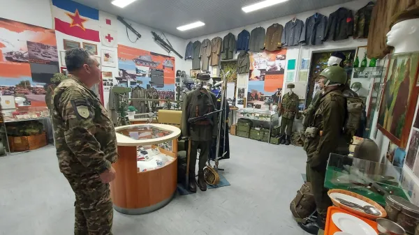 Vojni muzej Vipava z novimi prostori predstavlja dogajanje od začetka prve svetovne vojne do danes