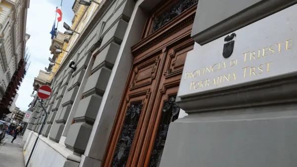 Italijanska poslanska zbornica za vrnitev pokrajin v Furlaniji - Julijski krajini