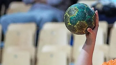 Ajdovke remizirale v deželi tulipanov