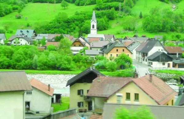 Lipalja, vas v obćini Tablja v Kanalski dolini Italija
