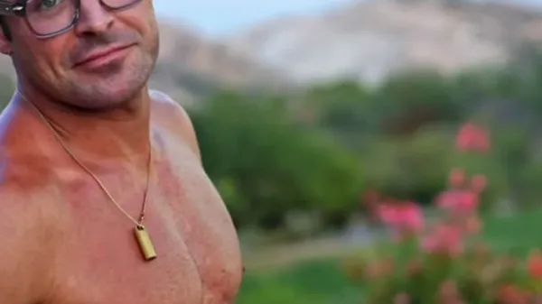 Zac Efron je zasovel z Gimnazijskim muzikalom.